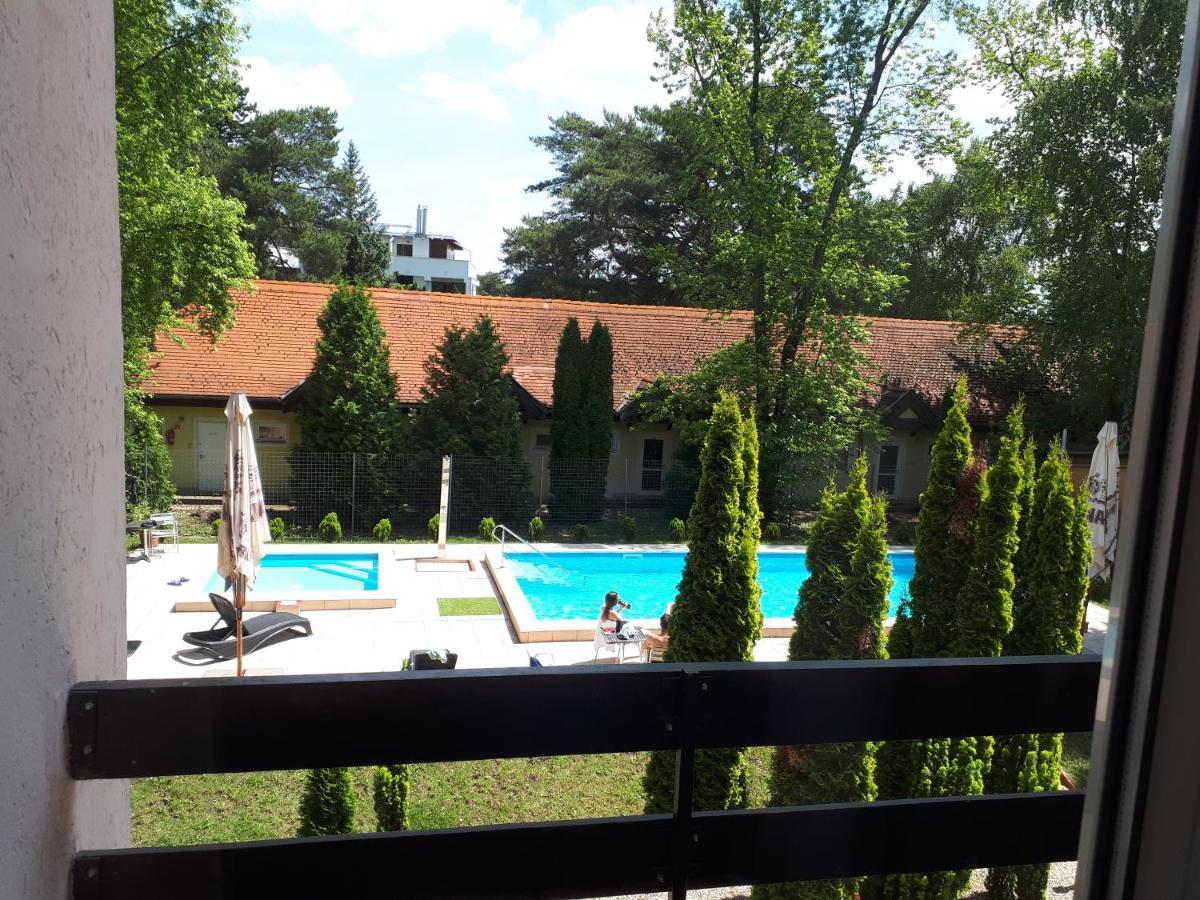 Hotel Korona Шиофок Экстерьер фото