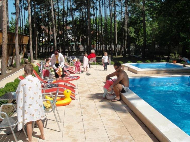 Hotel Korona Шиофок Экстерьер фото